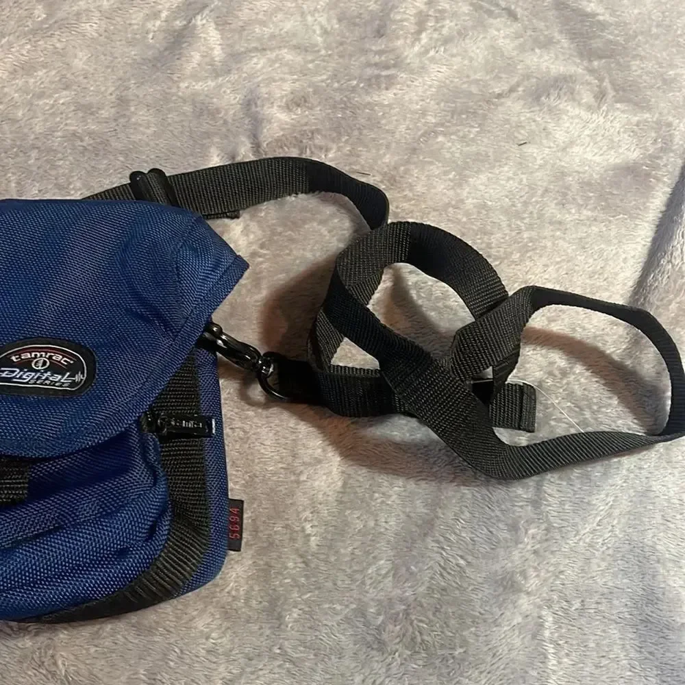 Tamarac Digital camera case